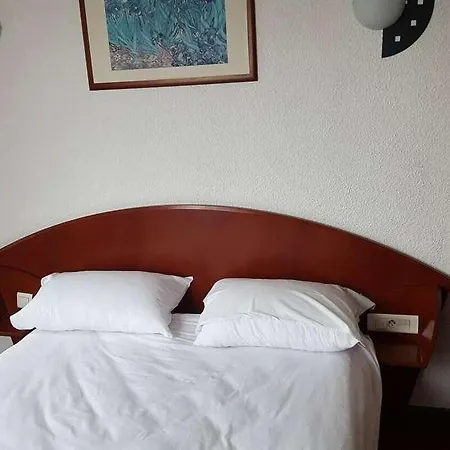Le Clemenceau Centre -sncf Hotel 2*