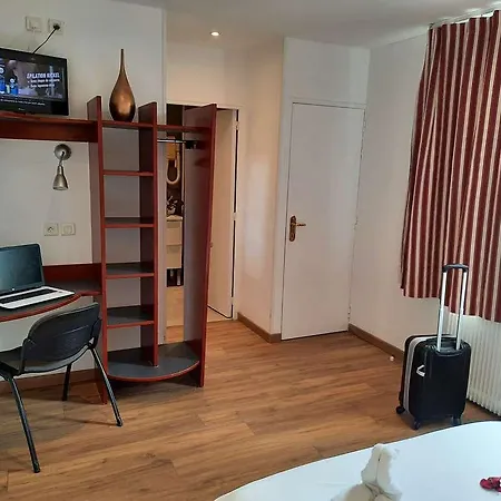 Hotel Le Clemenceau Centre -sncf Valenciennes