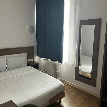 Le Clémenceau Et 'hôtel Gare Sncf Centre 2* Valenciennes