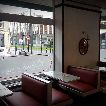Le Clemenceau Centre Gare Sncf -tramway 2*