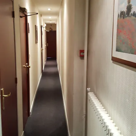 Hotel Le Clémenceau Et 'hôtel Gare Sncf Centre