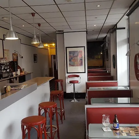 Le Clémenceau Et 'hôtel Gare Sncf Centre