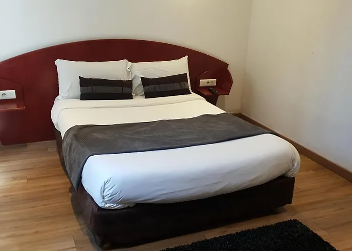 Le Clemenceau Centre Gare Sncf -tramway 2* Valenciennes