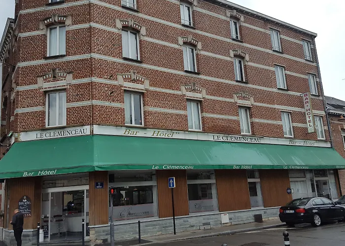 Le Clemenceau Centre Gare Sncf -tramway